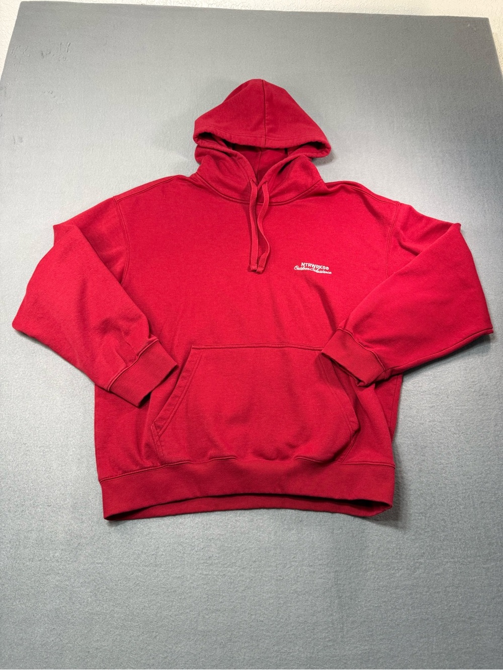 H&M Men's L Red Relaxed Fit Pullover Fleece Hoodie NTRWRKS Logo Pockets